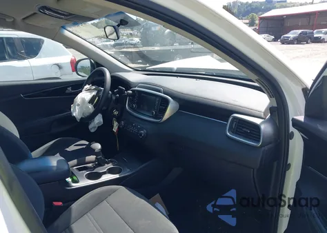 2020 Kia Sorento S from USA, damaged, VIN 5XYPGDA5XLG617335